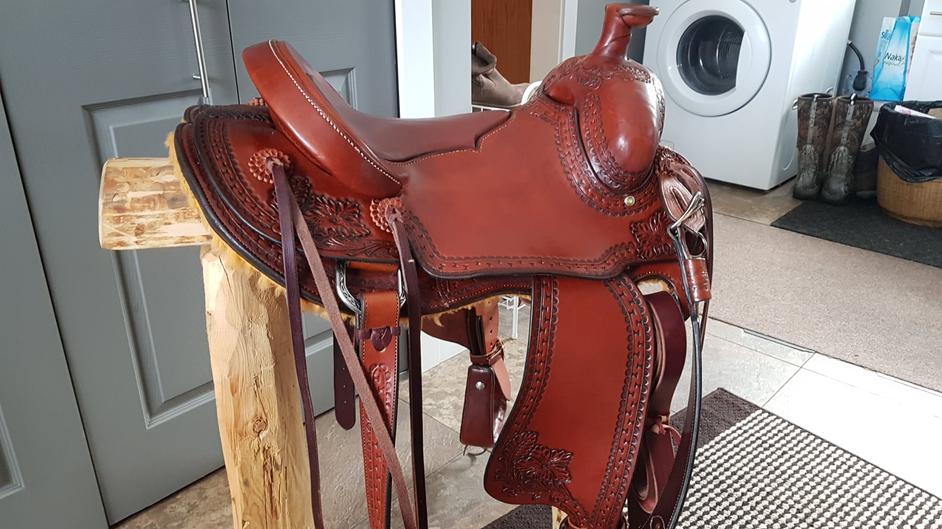 Saddle